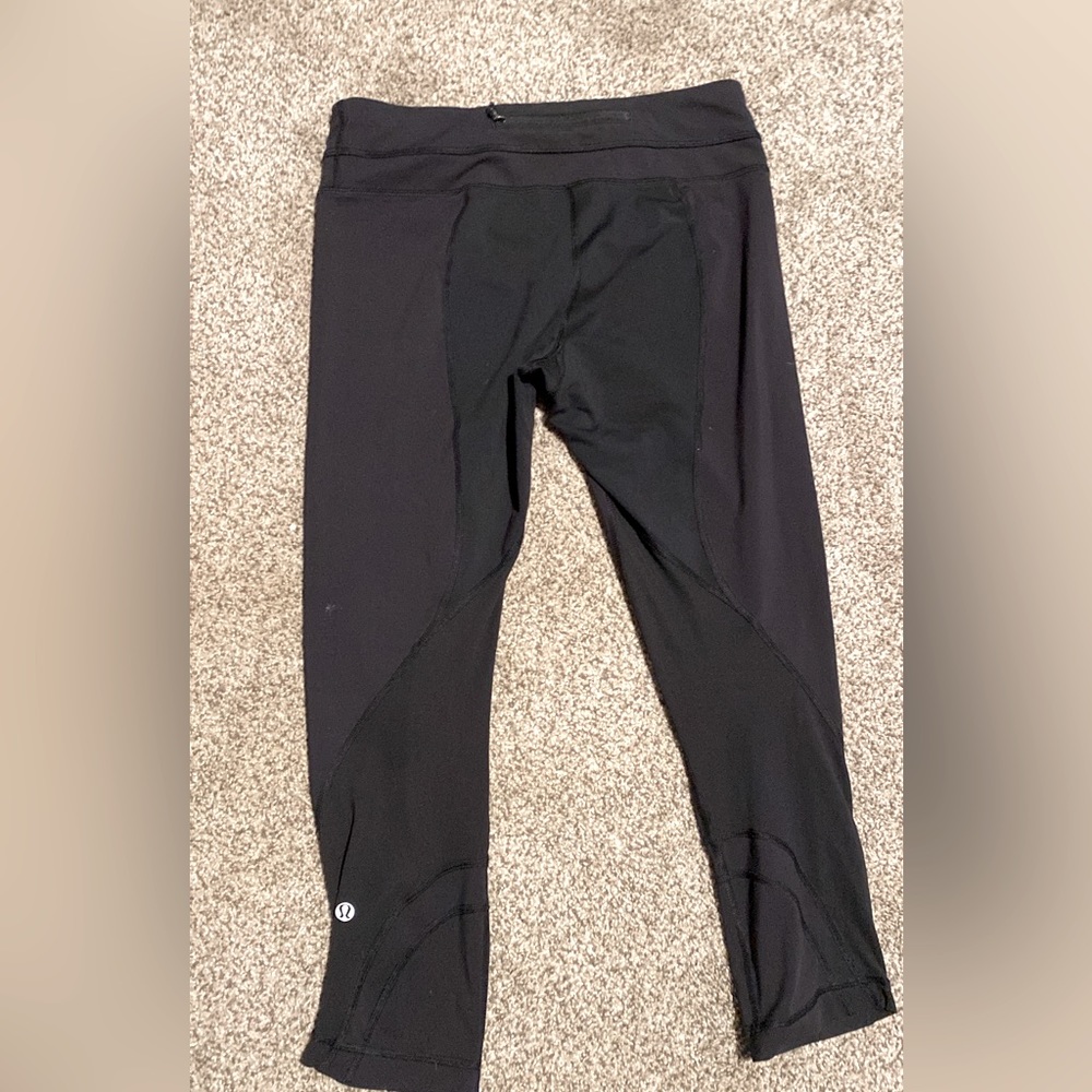 Lululemon black leggings